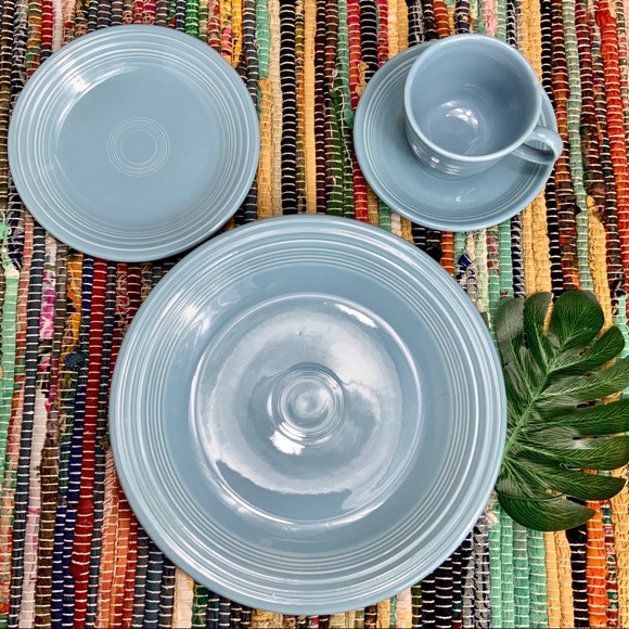 Fiestaware Other - FIESTAWARE Retired Perwinkle 4 Piece set.